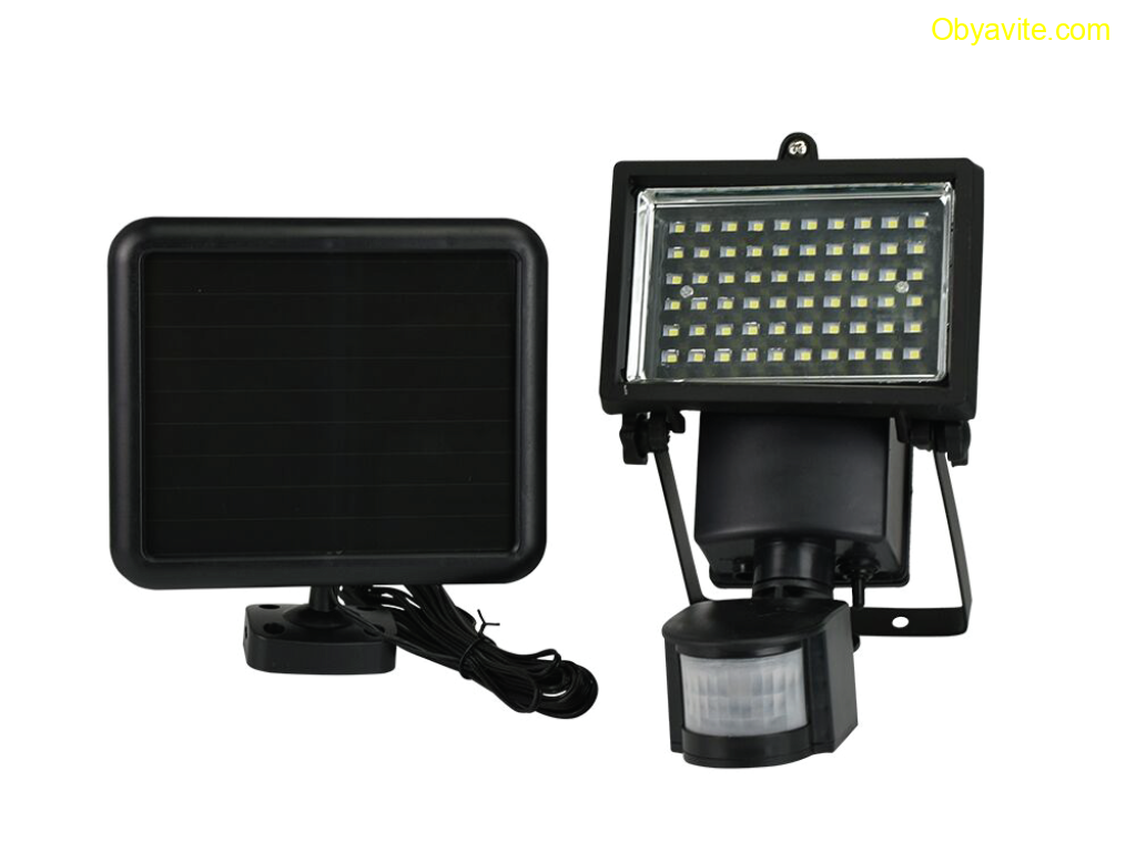 LED прожектор с датчик и соларен панел