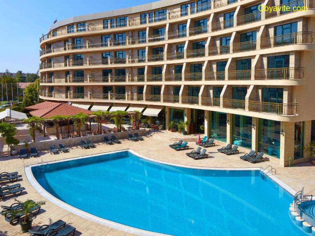 Мена Палас - сред водещите хотели в Слънчев бряг all inclusive