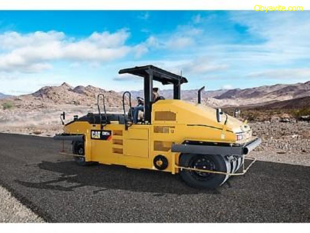 Валяк CATERPILLAR под наем - ПНЕВМАТИЧЕН